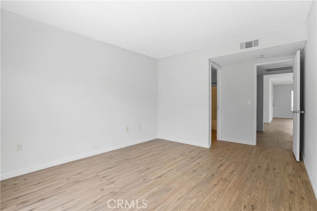 612 S Santa Fe Street, Hemet CA: https://media.crmls.org/medias/dd93935a-38e6-4b08-a3cd-476b0764cdca.jpg