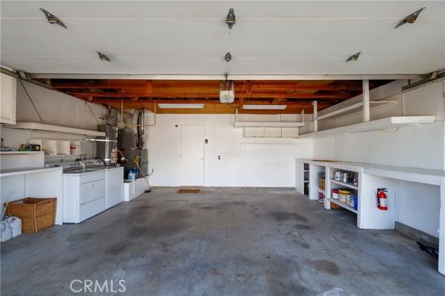 Detail Gallery Image 13 of 30 For 183 N Torn Ranch Rd, Lake Elsinore,  CA 92530 - 3 Beds | 2 Baths