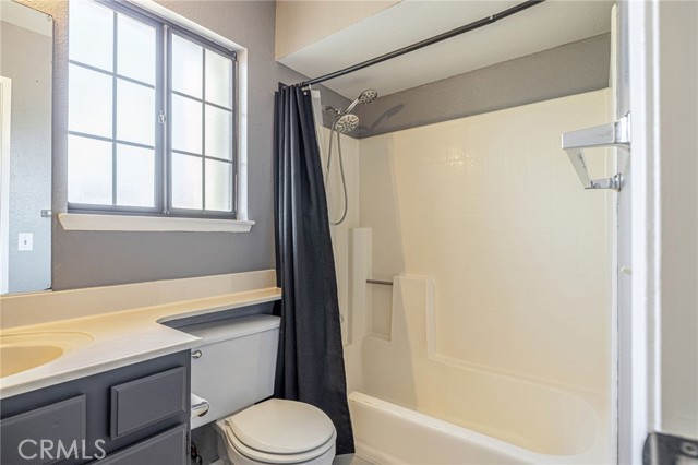 Detail Gallery Image 24 of 47 For 2816 Dartmouth Dr, Lancaster,  CA 93536 - 3 Beds | 2/1 Baths
