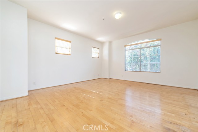 326 Genoa, Arcadia CA: https://media.crmls.org/medias/dd950593-e09b-41c6-a5d9-d63bde9474d7.jpg