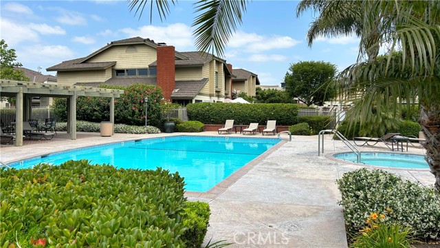 Detail Gallery Image 21 of 21 For 18117 Red Oak Ct #50,  Fountain Valley,  CA 92708 - 2 Beds | 2/1 Baths