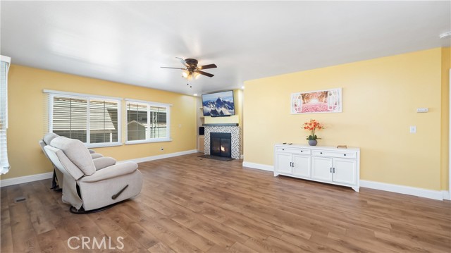 Detail Gallery Image 12 of 23 For 1456 E Philadelphia #320,  Ontario,  CA 91761 - 3 Beds | 2 Baths