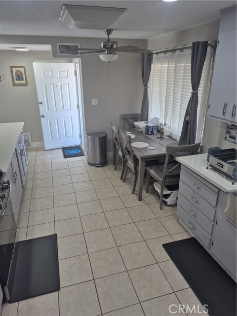 Detail Gallery Image 12 of 32 For 37149 Camarillo, Barstow,  CA 92311 - 3 Beds | 2 Baths