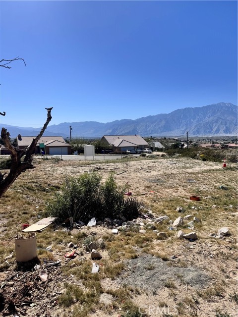 Detail Gallery Image 2 of 12 For 67856 Hacienda Avenue, Desert Hot Springs,  CA 92240 - – Beds | – Baths