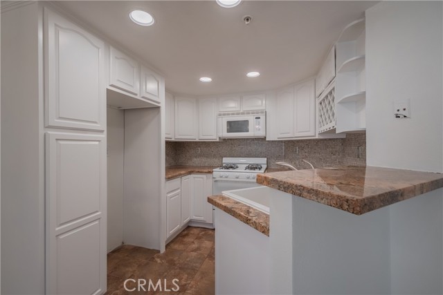 Detail Gallery Image 7 of 30 For 2572 Avenida Del Vista #M102, Corona,  CA 92882 - 1 Beds | 1 Baths