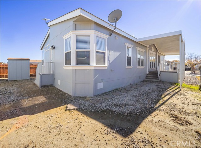 Detail Gallery Image 3 of 35 For 2107 Colleen Dr, Rosamond,  CA 93560 - 3 Beds | 2 Baths