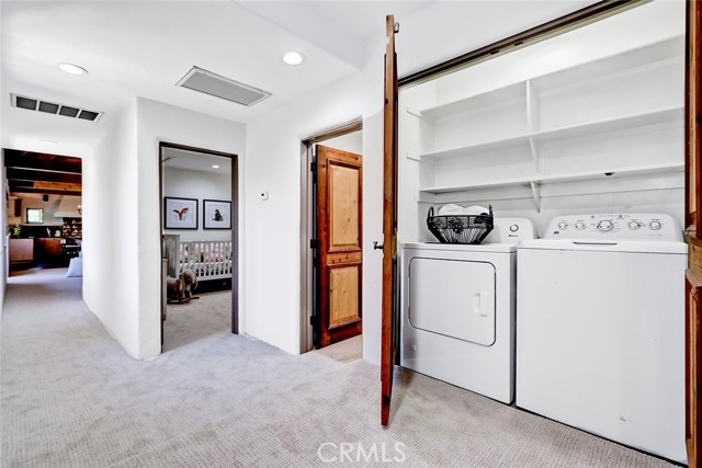 2917 N Poinsettia Avenue, Manhattan Beach CA: https://media.crmls.org/medias/dd98d0ed-3328-44b6-9b9f-8e4575eae701.jpg