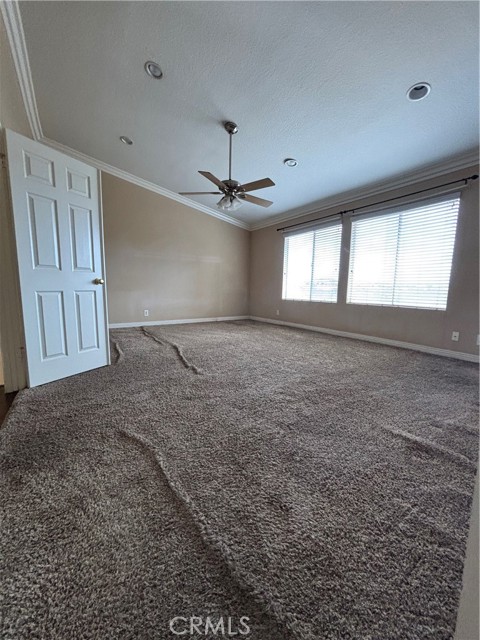 17092 Whispering Brook Way, Riverside CA: https://media.crmls.org/medias/dd996630-507f-4dbb-b110-f4b85a2ec212.jpg