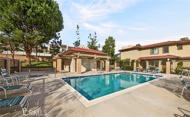 Detail Gallery Image 35 of 36 For 25261 Tanoak, Lake Forest,  CA 92630 - 2 Beds | 2 Baths