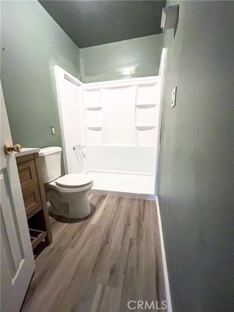 Detail Gallery Image 13 of 23 For 8709 Belmont, Bellflower,  CA 90706 - 4 Beds | 3 Baths