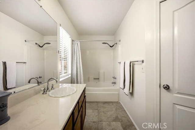 Detail Gallery Image 14 of 30 For 24599 Calle San Vicente, Murrieta,  CA 92562 - 4 Beds | 2/1 Baths