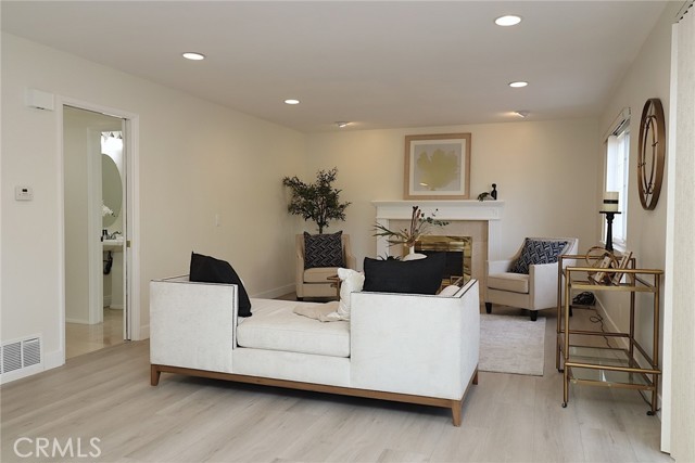 12525 Semora Street, Cerritos CA: https://media.crmls.org/medias/dd9b9b44-8da1-4ba6-bf69-739c14893b7a.jpg