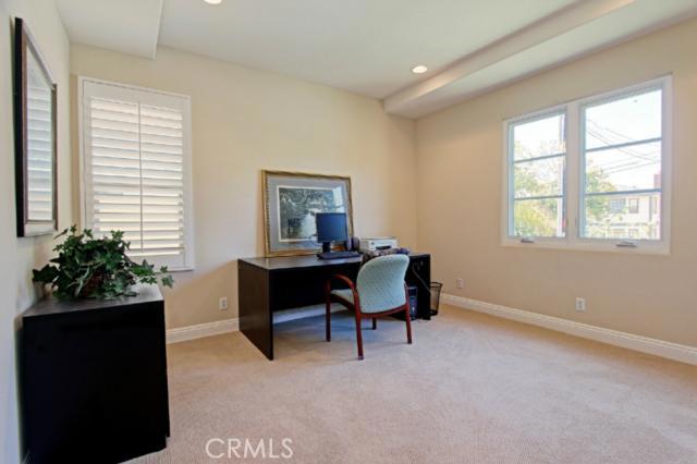 216 Irena Avenue, Redondo Beach, California 90277, 3 Bedrooms Bedrooms, ,3 BathroomsBathrooms,Residential,Sold,Irena,SB14153264