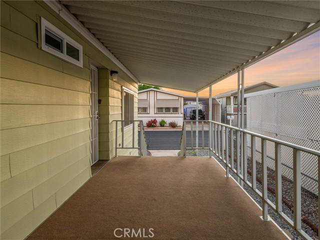 Detail Gallery Image 9 of 34 For 13393 Mariposa Rd #112,  Victorville,  CA 92395 - 2 Beds | 2 Baths