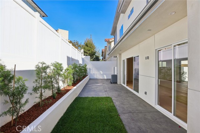 2019 Huntington Lane, B photo 49