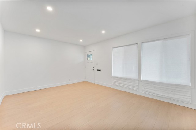 Detail Gallery Image 8 of 22 For 4909 Fidler, Lakewood,  CA 90712 - 3 Beds | 2 Baths