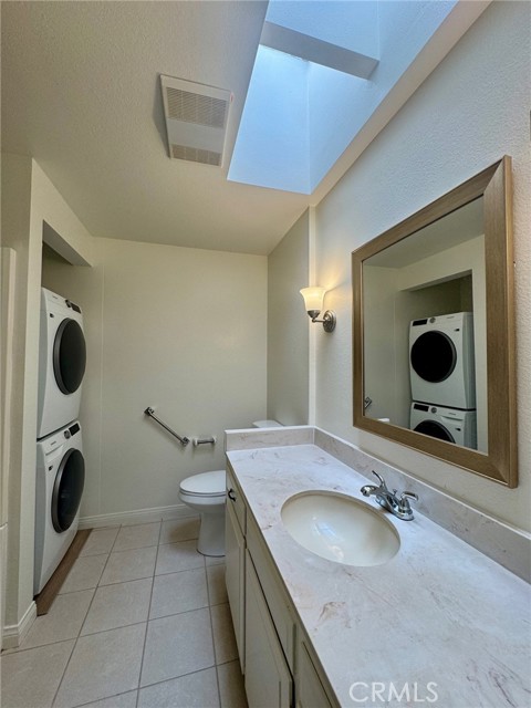 Detail Gallery Image 17 of 25 For 589 Avenida Majorca #C,  Laguna Woods,  CA 92637 - 2 Beds | 2 Baths