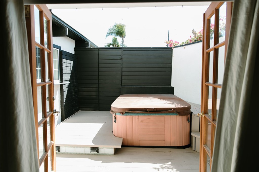 MLS #OC25234747 image #19