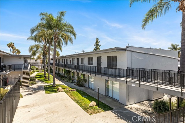 Detail Gallery Image 29 of 33 For 5530 Ackerfield Ave #206,  Long Beach,  CA 90805 - 2 Beds | 1 Baths