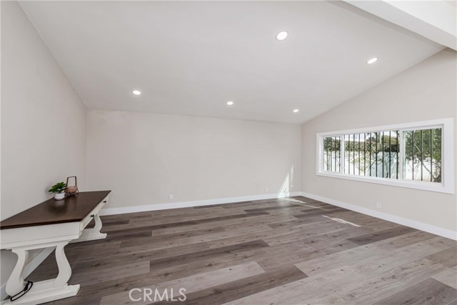 Detail Gallery Image 9 of 22 For 10515 Hickory St, Los Angeles,  CA 90002 - 4 Beds | 2 Baths