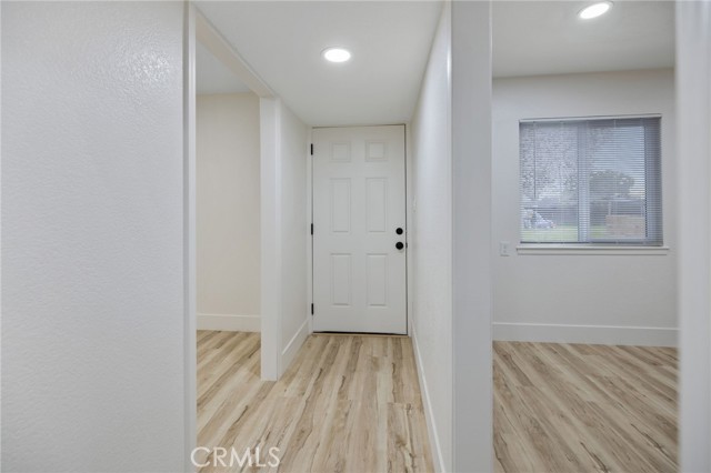 Detail Gallery Image 6 of 37 For 2252 S Eunice Ave, Fresno,  CA 93706 - 4 Beds | 1 Baths