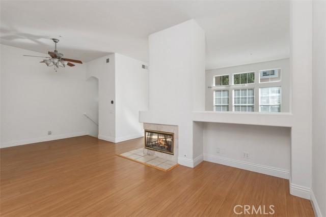 Detail Gallery Image 9 of 45 For 10 Bettoni Aisle, Irvine,  CA 92606 - 3 Beds | 2/1 Baths