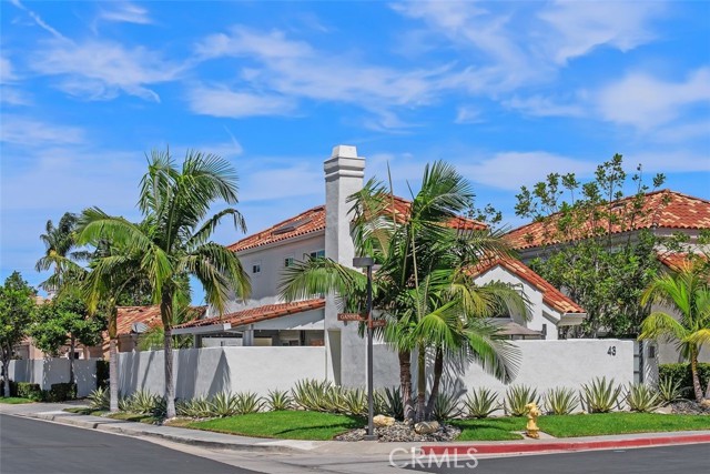 Detail Gallery Image 1 of 47 For 43 Gannet Ln, Newport Beach,  CA 92660 - 3 Beds | 2/1 Baths