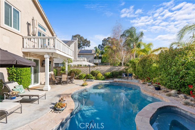 27811 Bloomfield Court, Valencia CA: https://media.crmls.org/medias/dda0b6d1-317d-4314-bb7d-344a05572395.jpg