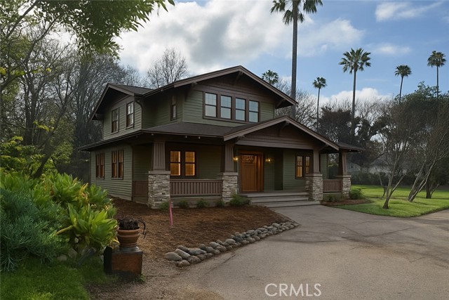 1003 E Mariposa, Altadena CA: https://media.crmls.org/medias/dda15abf-16dd-40dc-b9d2-8e61f7b5bf18.jpg