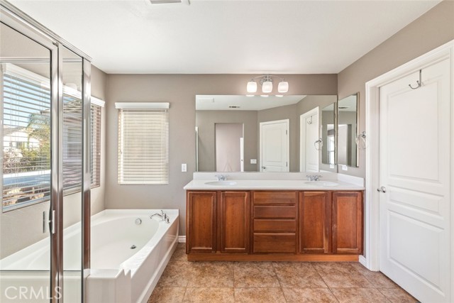 Detail Gallery Image 26 of 53 For 34236 Baja Ct, Lake Elsinore,  CA 92532 - 4 Beds | 2/1 Baths