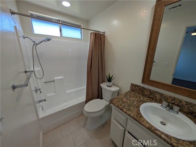 529 E Colorado Boulevard, Monrovia CA: https://media.crmls.org/medias/dda33388-3d78-4d38-b048-0345f6a3200d.jpg