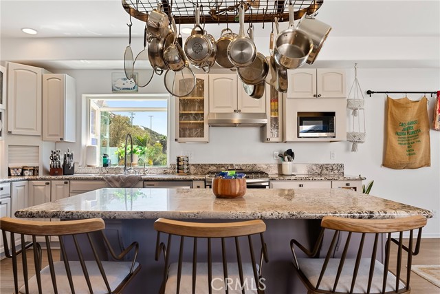 Image 69 of 73 For 15471 Green Valley Truck