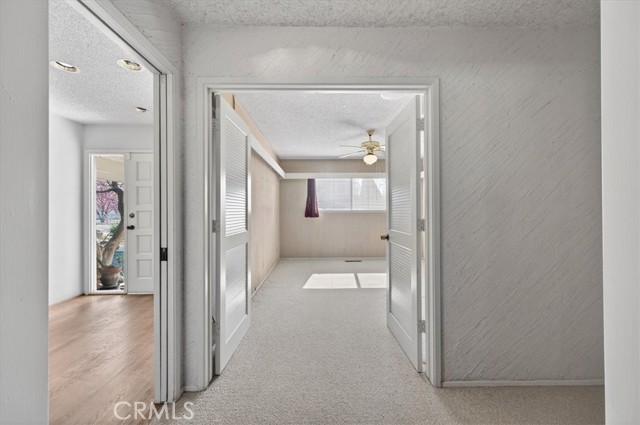 Detail Gallery Image 33 of 74 For 5867 E Club View, Fresno,  CA 93727 - 4 Beds | 2/1 Baths