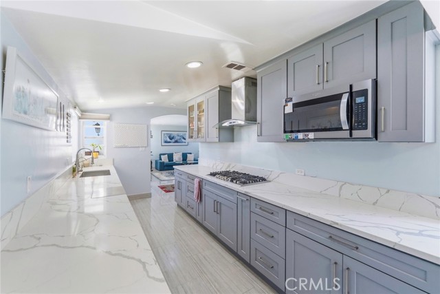 Detail Gallery Image 16 of 51 For 9546 Cecilia, Downey,  CA 90241 - 4 Beds | 2 Baths