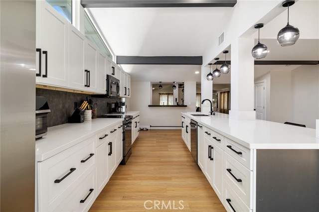 19945 Gresham Street, Northridge CA: https://media.crmls.org/medias/dda4d088-e54a-40ea-b705-c11f2c4c0fa9.jpg