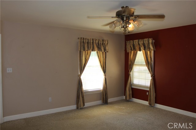30875 Morningside Street, Lucerne Valley CA: https://media.crmls.org/medias/dda4dc1d-0511-452e-ba79-ff7714967c88.jpg