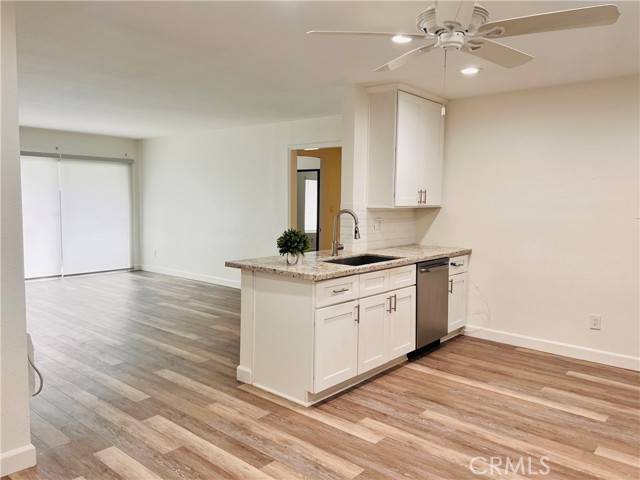 1345 Cabrillo Park Drive, Santa Ana CA: https://media.crmls.org/medias/dda5662d-c525-4e6f-b54e-f62556e9d1f2.jpg