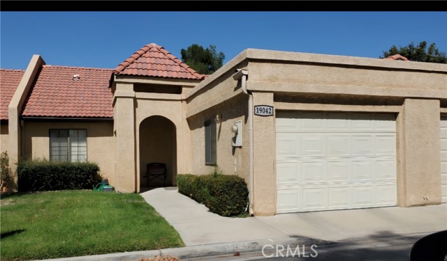 19042 Cedar Dr, Apple Valley, CA 92308