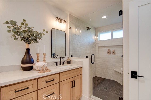 Detail Gallery Image 15 of 29 For 8652 Royer, Huntington Beach,  CA 92647 - 4 Beds | 2 Baths