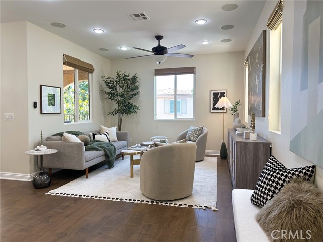 Detail Gallery Image 4 of 24 For 20304 Estuary Ln, Newport Beach,  CA 92660 - 3 Beds | 3/1 Baths