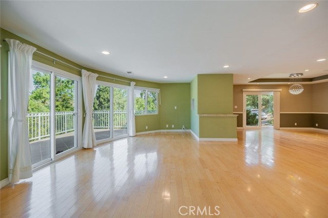 9530 Wheatland Avenue, Shadow Hills CA: https://media.crmls.org/medias/dda84bfe-e3e4-4cbb-bd7b-6bdb080dd900.jpg