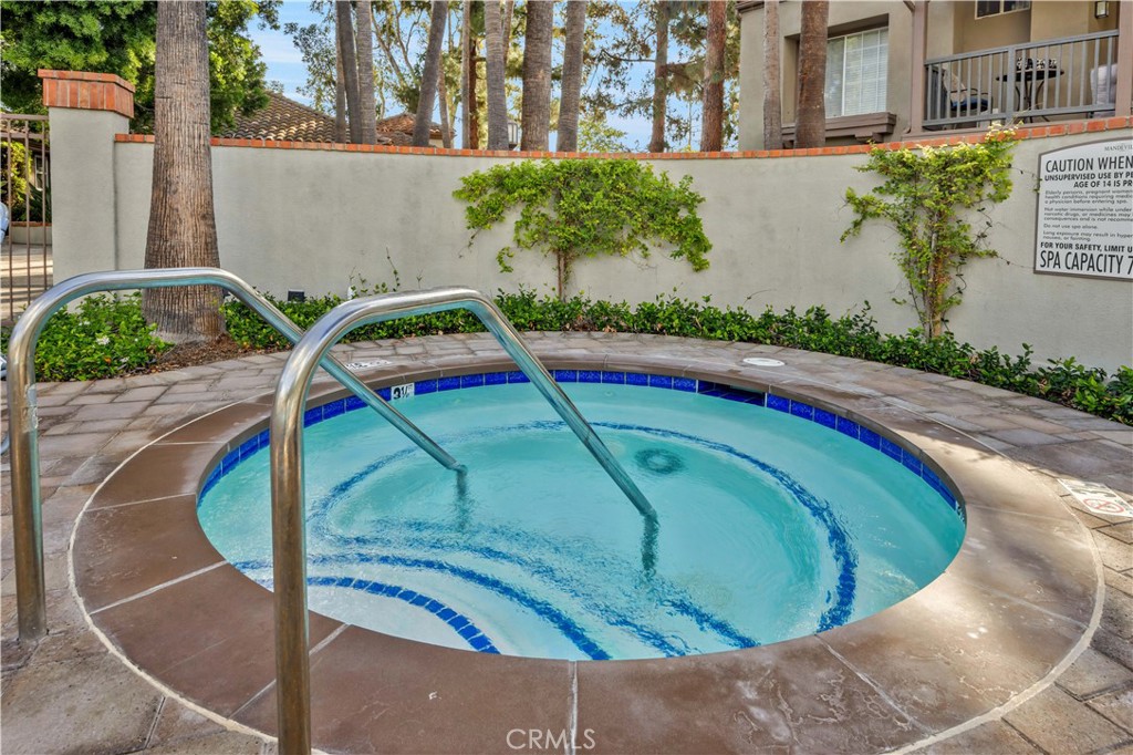 Dda8a502 C1ab 4d38 8385 5bce35cf71ab