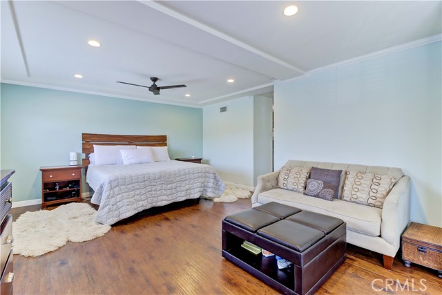 25701 Minoa Drive, Mission Viejo CA: https://media.crmls.org/medias/dda8a903-6bf2-4d88-a46b-447a93d12c6e.jpg