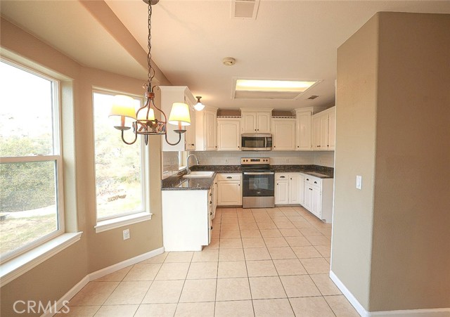 Detail Gallery Image 16 of 39 For 42063 Starlight Dr, Coarsegold,  CA 93614 - 3 Beds | 2/1 Baths