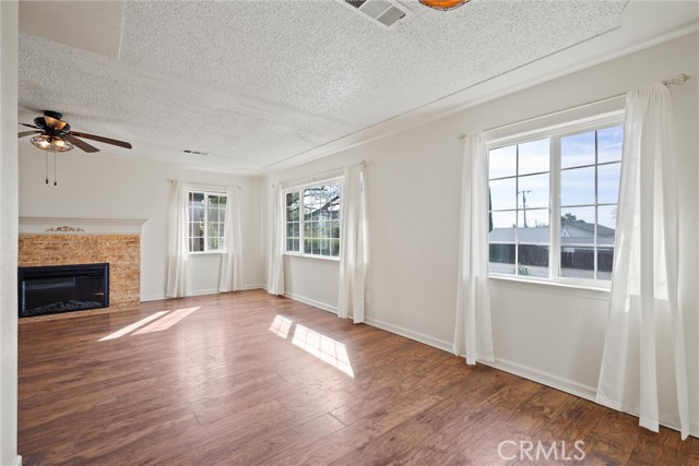 Detail Gallery Image 11 of 43 For 1720 Luning St, Red Bluff,  CA 96080 - 3 Beds | 1 Baths