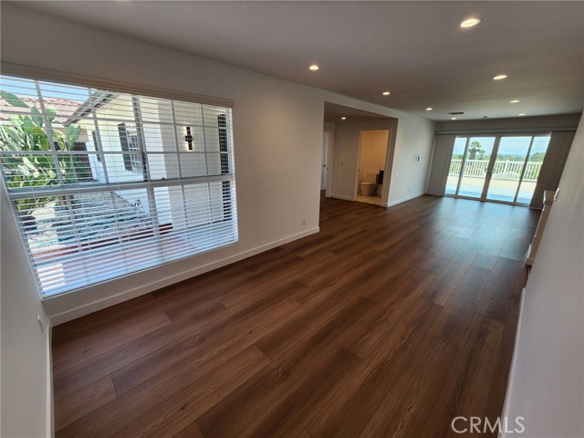 Detail Gallery Image 12 of 75 For 17176 Gunther St, Granada Hills,  CA 91344 - 4 Beds | 2/1 Baths