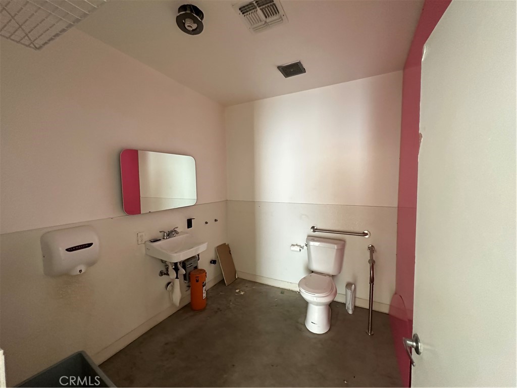 MLS #OC25191484 image #45
