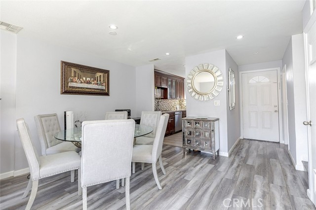 Detail Gallery Image 25 of 37 For 11311 Tampa Ave #22,  Porter Ranch,  CA 91326 - 3 Beds | 1/2 Baths