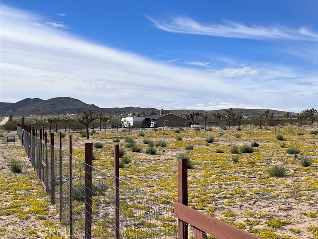 832 Bonita Avenue, Yucca Valley, California 92285, ,Land,For Sale,832 Bonita Avenue,CRIV23177672