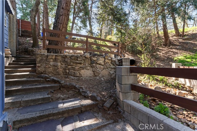 407 Dart Canyon Road, Crestline CA: https://media.crmls.org/medias/ddabb823-0f9a-40d1-b181-34f82a09c537.jpg